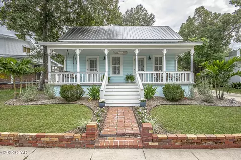102 Allen Ave, Panama City, FL 32401