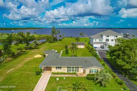 216 Montana Ave, Lynn Haven, FL 32444