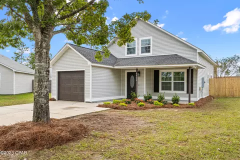 6300 Lake Joanna Cir, Panama City, FL 32404