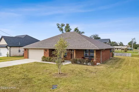 400 Georgia Ave, Lynn Haven, FL 32444
