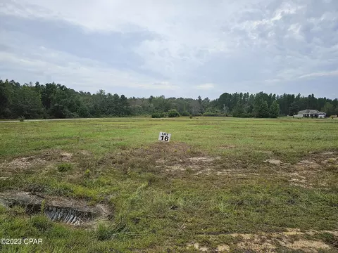 1717 Madison Ln, Chipley, FL 32428