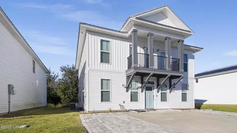 408 Raven Ln, Panama City, FL 32404