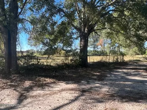 5114 6th Ave, Malone, FL 32445 photo 10