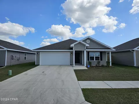 5072 Rivergrass Dr, Panama City, FL 32404