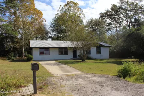 1083 Newton Rd, Esto, FL 32425