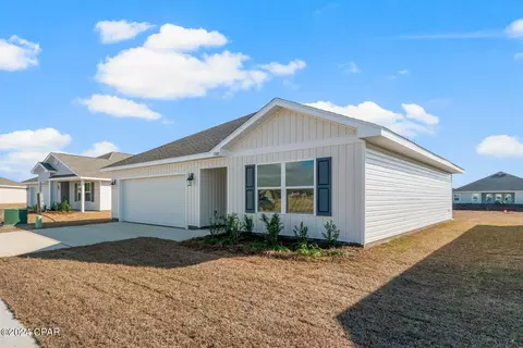5080 Rivergrass Dr, Panama City, FL 32404