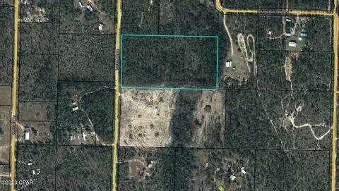 3051 Seminole Rd, Chipley, FL 32428