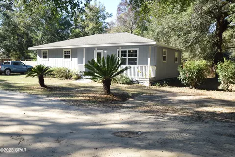 26 E Sadler Cir, Freeport, FL 32439 photo 2