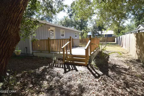 26 E Sadler Cir, Freeport, FL 32439 photo 3