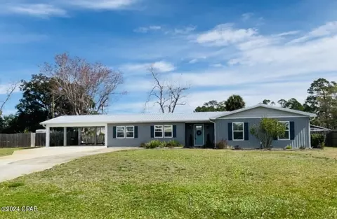 1615 Palm Blvd, Port Saint Joe, FL 32456