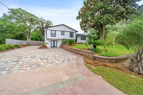 536 Benning Dr, Destin, FL 32541