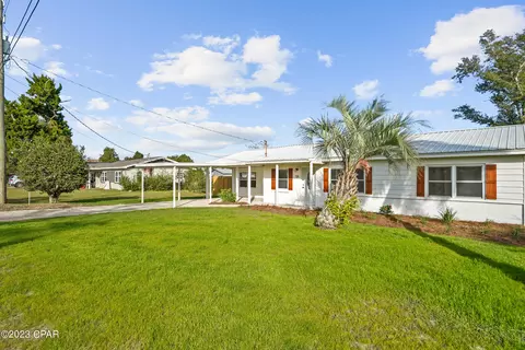 126 Hill Dr, Panama City, FL 32404