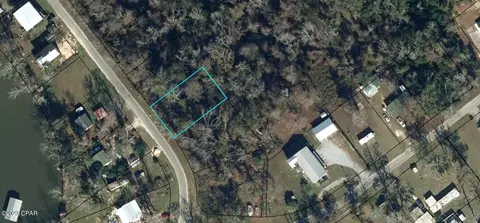 370 Byrd Parker Dr, Wewahitchka, FL 32465