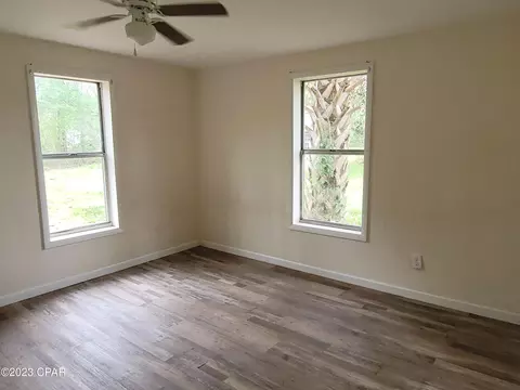 578 Main St, Chipley, FL 32428 photo 6