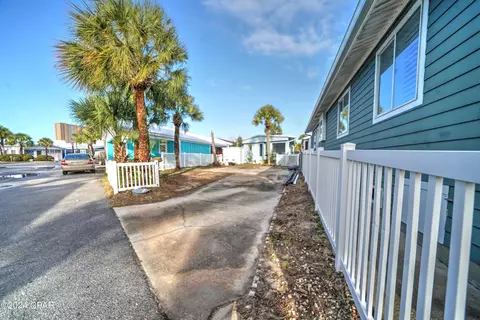670 Sea Lion Dr, Panama City Beach, FL 32408