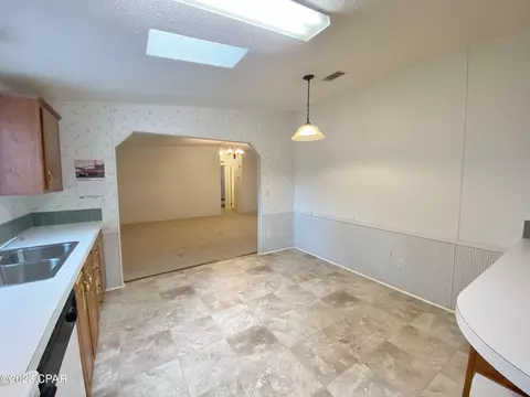 6499 Lovedale Rd, Bascom, FL 32423 photo 9