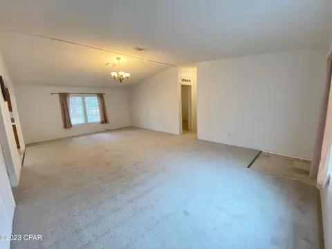 6499 Lovedale Rd, Bascom, FL 32423 photo 4