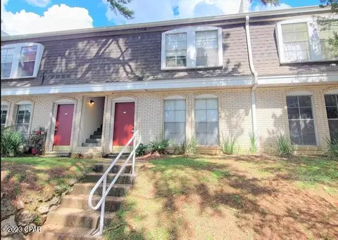 2020 Continental Ave #132, Tallahassee, FL 32304