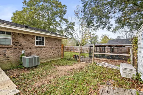 855 Earl St, Chipley, FL 32428 photo 24