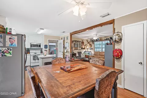 855 Earl St, Chipley, FL 32428 photo 7