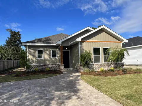 1311 1st St, Southport, FL 32409