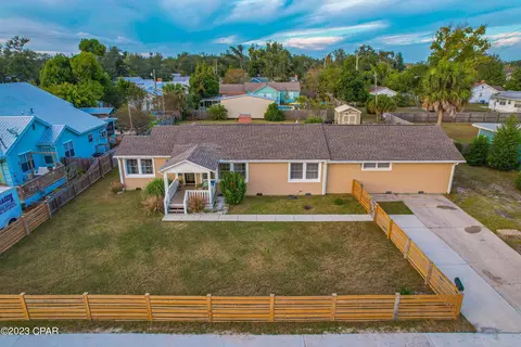 611 Cherry St, Panama City, FL 32401