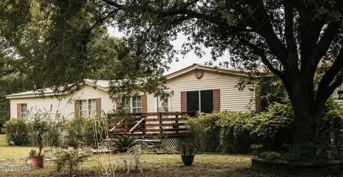 2726 Carter Cir, Chipley, FL 32428