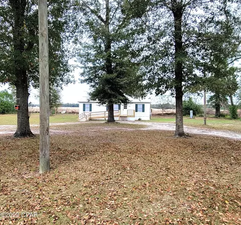 6122 Bolivia Ln, Marianna, FL 32446