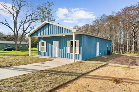 1022 Pelham Ave, Graceville, FL 32440