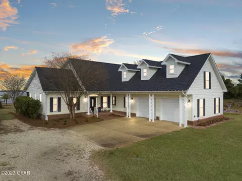 535 N Bay Dr, Lynn Haven, FL 32444