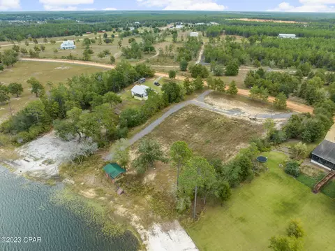 2960 2964 Woodymarion Dr, Chipley, FL 32428