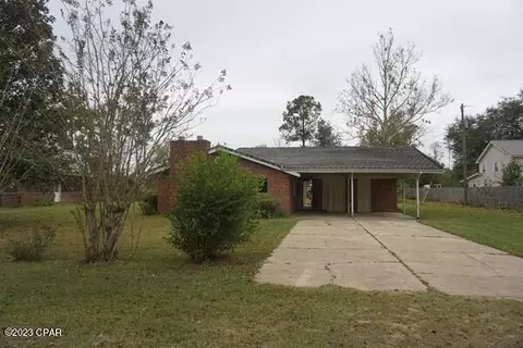 15021 SE Blue Bream Dr, Blountstown, FL 32424