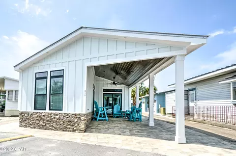 210 Squid Ln, Panama City Beach, FL 32408