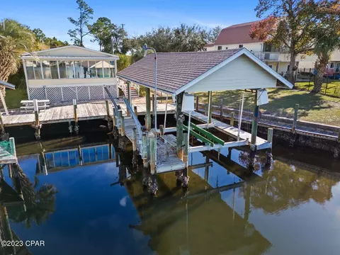 1071 Bay Cir, Panama City Beach, FL 32407
