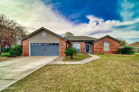 2110 Andrews Rd, Lynn Haven, FL 32444