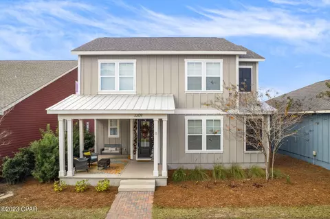3209 W Heartleaf Ave, Panama City, FL 32405
