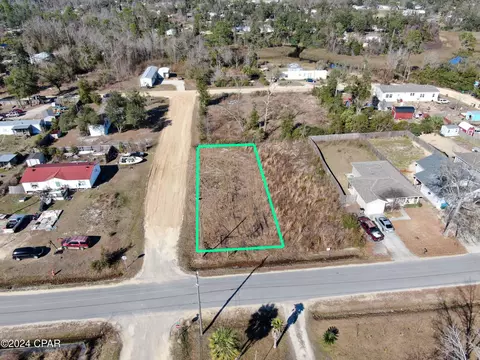 1213 6th St, Southport, FL 32409