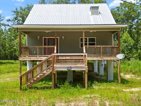119 Riverside Cir, Wewahitchka, FL 32465