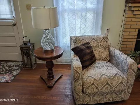 659 2nd St, Chipley, FL 32428 photo 11