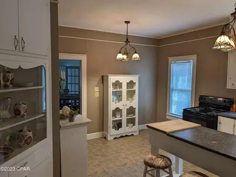 659 2nd St, Chipley, FL 32428 photo 17