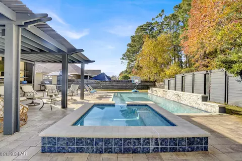 323 Hidden Island Dr, Panama City Beach, FL 32408