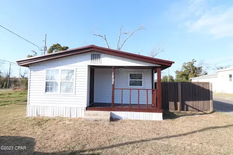 1805 E 7th St, Panama City, FL 32401