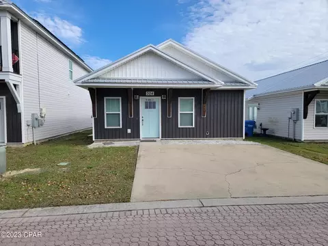 304 Brooke Ct, Panama City, FL 32404