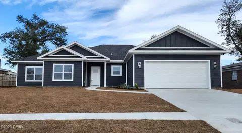137 H L Sudduth Dr, Panama City, FL 32404