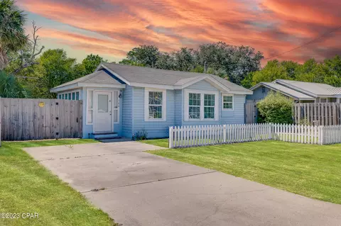 504 Wisteria St, Panama City Beach, FL 32407
