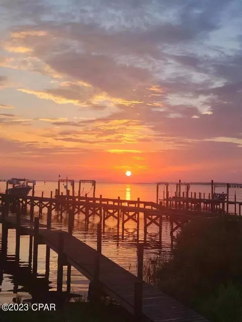 1245 Capri Dr, Panama City, FL 32405