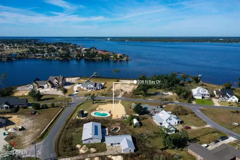 508 N Bay Dr, Lynn Haven, FL 32444