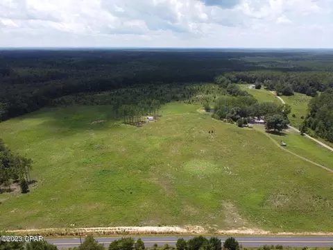 4361 Grafton Rd, Caryville, FL 32427