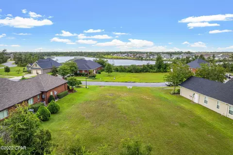 310 Meadowview Ter, Lynn Haven, FL 32444