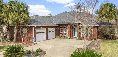 313 Landings Dr, Lynn Haven, FL 32444